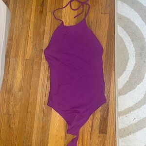ARITZIA FUSHIA PINK BODY SUIT SIZE XS